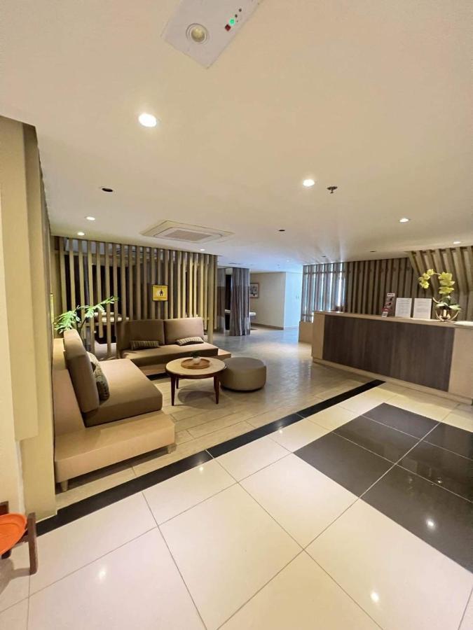 Bgc, Uptown Parksuites Tower 2 Taguig Buitenkant foto